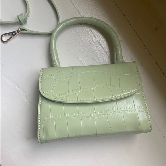 Blogger fav mini green leather bag - Picture 1 of 5